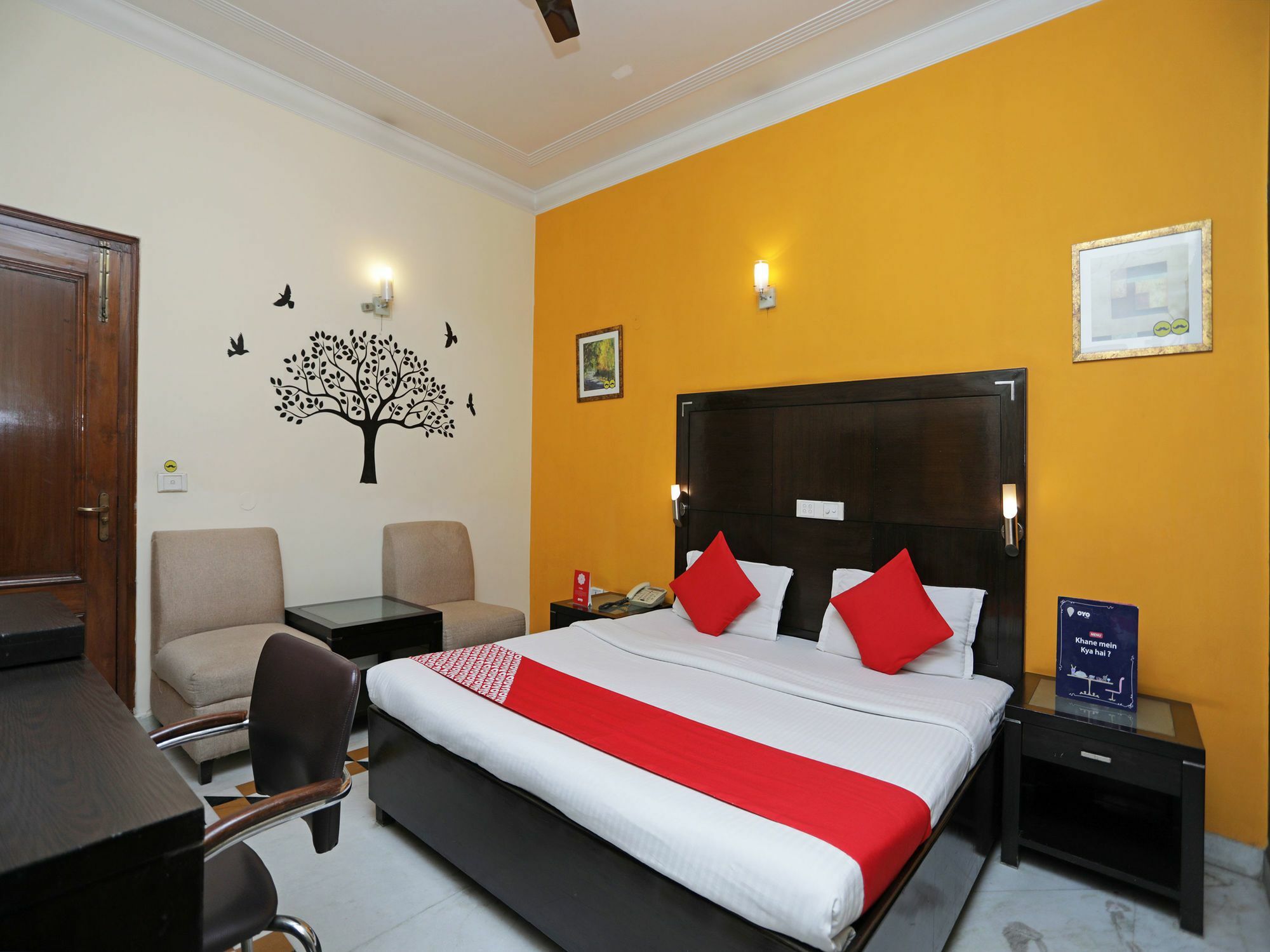 Capital O 12075 Hotel Regalia Retreat New Delhi Extérieur photo